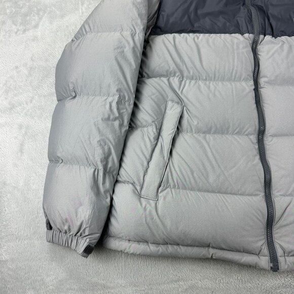 The North Face 700 Grey Down Puffer Men''s Size L - Picture 14 of 15